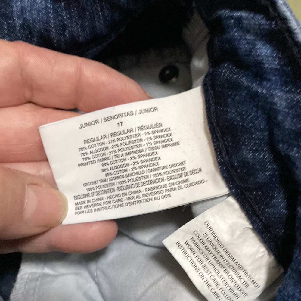L.e.i.Ashley low rise Jean shirts - Picture 4 of 4